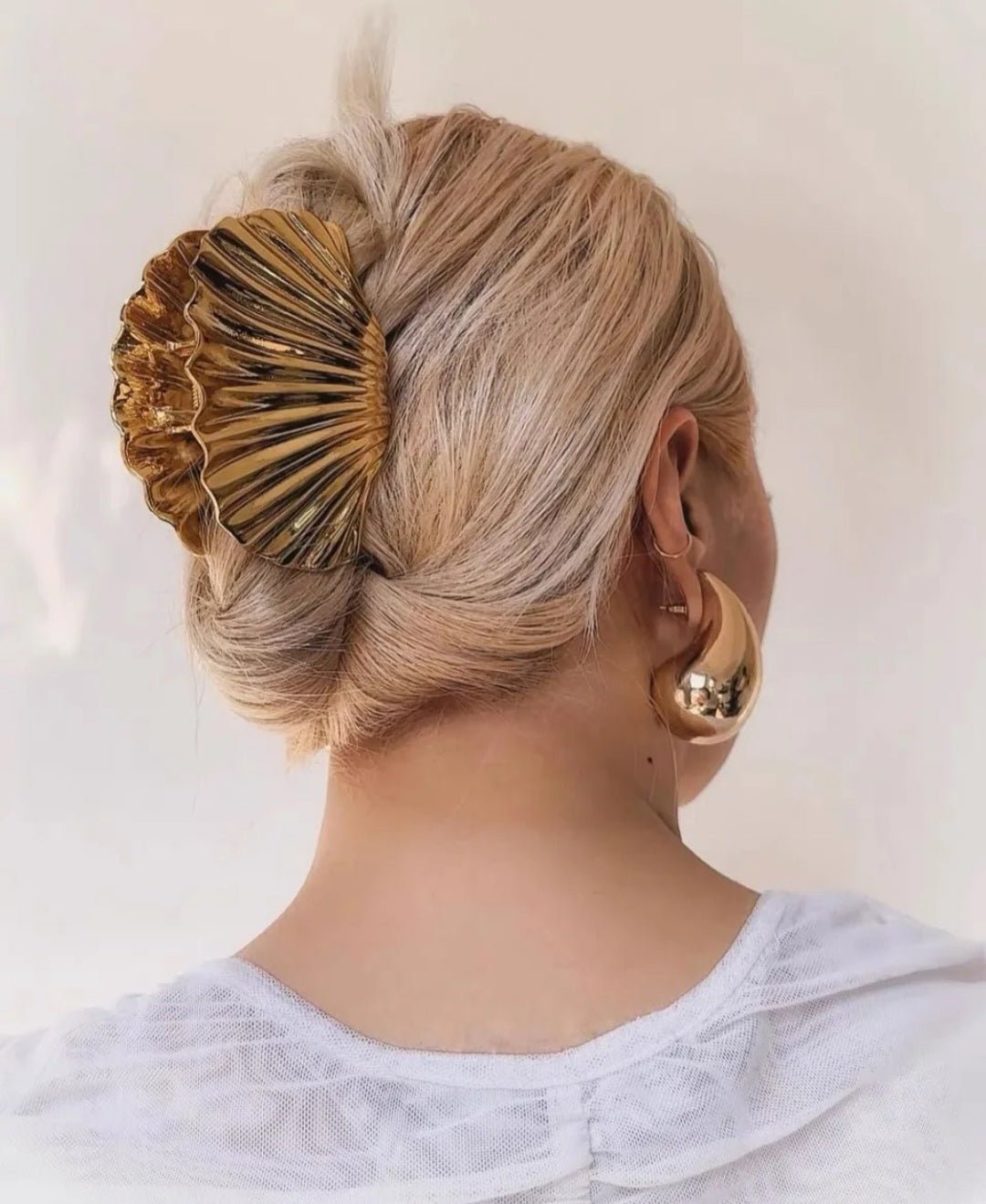 DIDELIS PLAUKŲ SEGTUKAS MOON