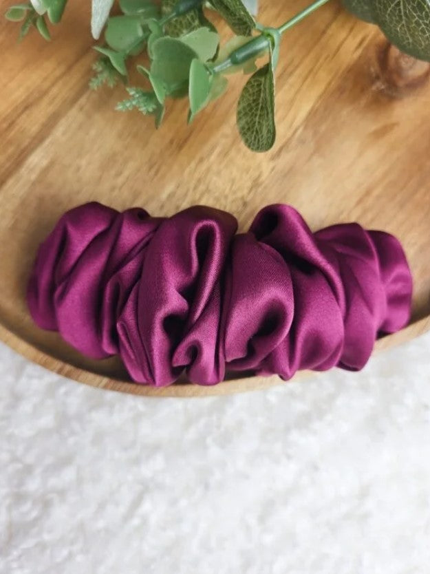 DIDELIS ŠILKINIS SEGTUKAS